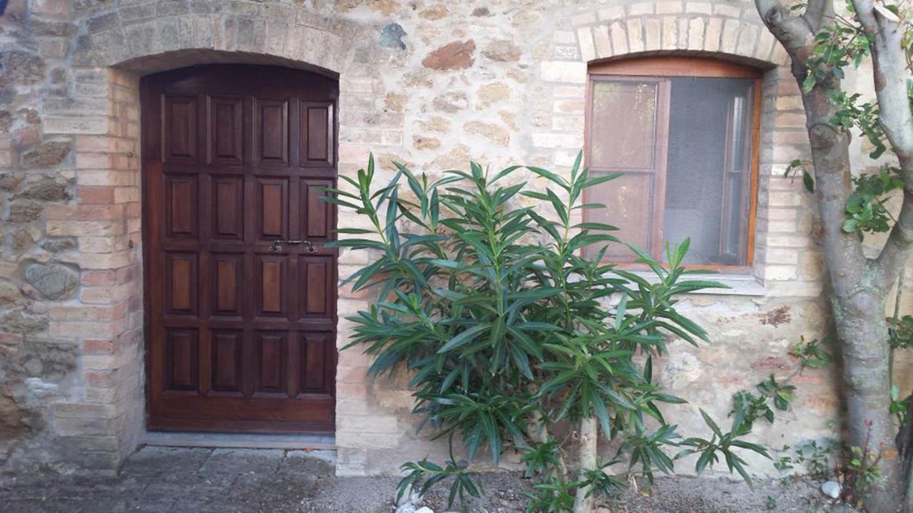 Le Valli Tuscany Помаранче Экстерьер фото