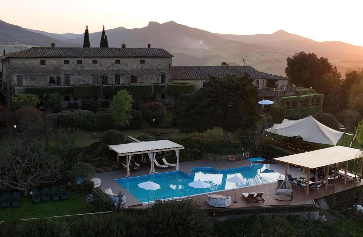 Le Valli Tuscany Помаранче Экстерьер фото